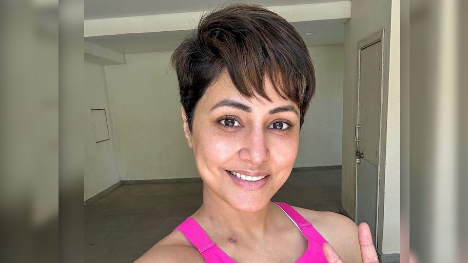 कैंसर से जूझ रही एक्ट्रेस हिना खान ने अपने फैंस से की खुद के लिए दुआओं की अपील 
