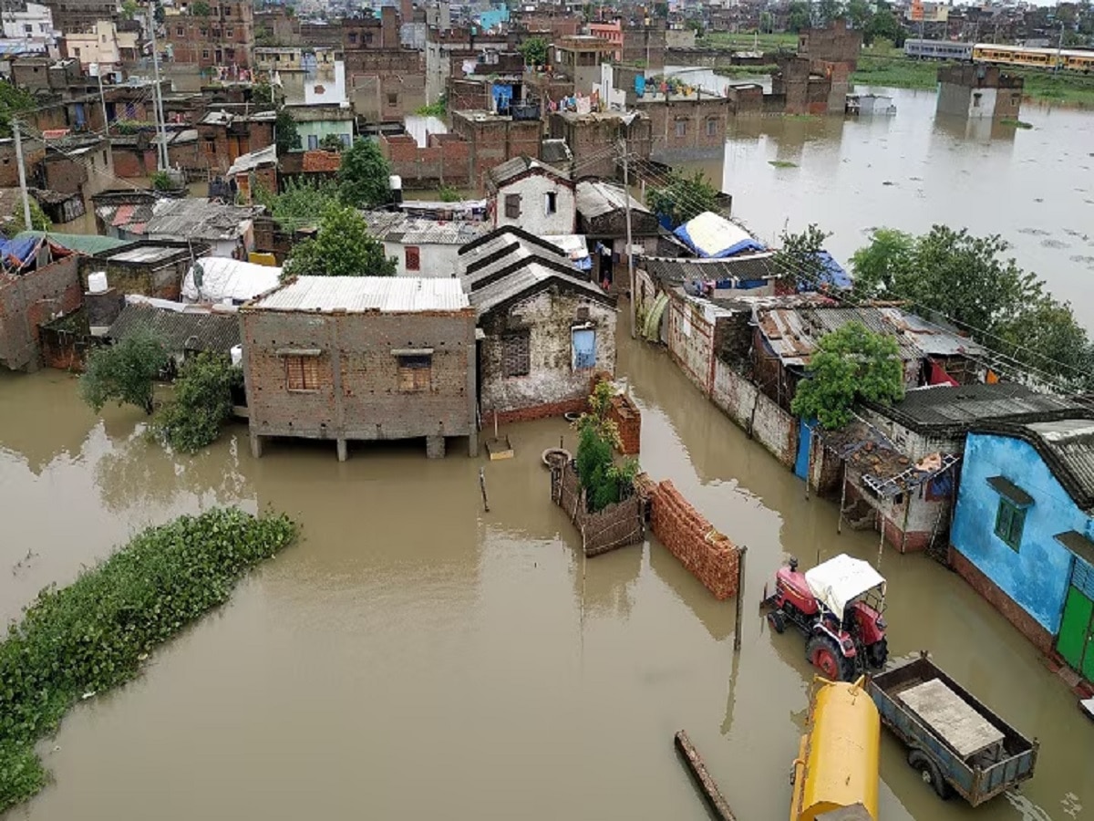 Bihar Weather: तेज बारिश से इन जिलों में बाढ़ की आशंका, मौसम विभाग ने जारी किया अलर्ट