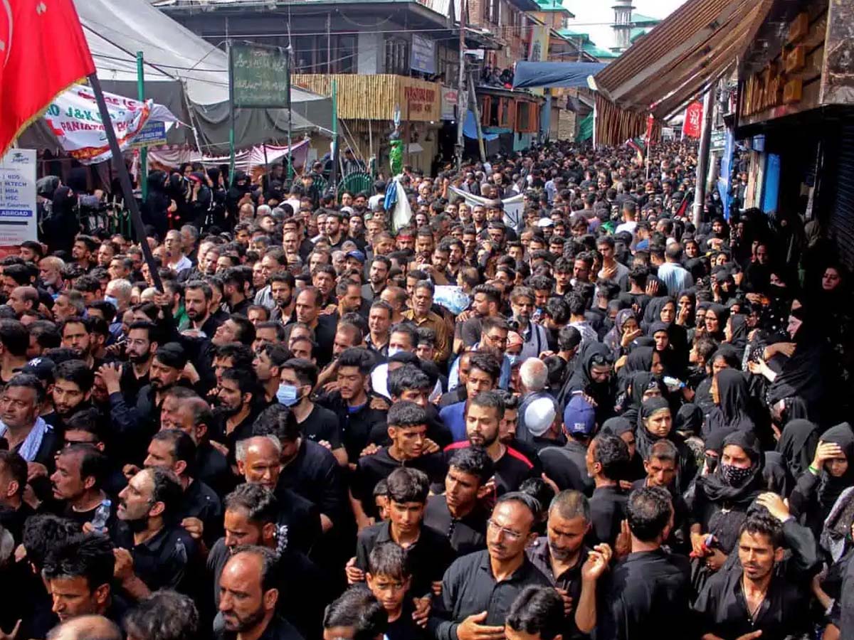 UP News: योगी सरकार ने मोहर्रम के जुलूस के लिए जारी किया आदेश; अब नहीं होगा ये काम UP News: योगी सरकार ने मोहर्रम के जुलूस के लिए जारी किया आदेश; अब नहीं होगा ये काम