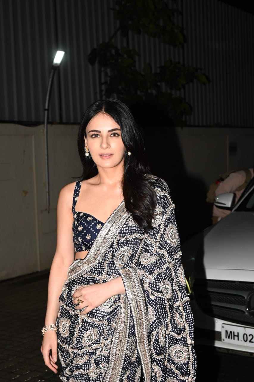 राधिका मदान