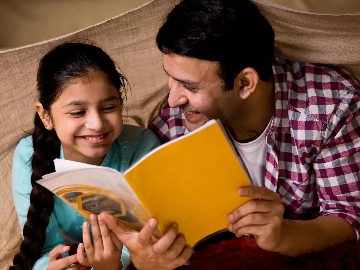 Parenting Tips: फर्राटेदार इंग्लिश बोलेगा बच्चा, जानें अंग्रेजी सिखाने के आसान ट्रिक्स