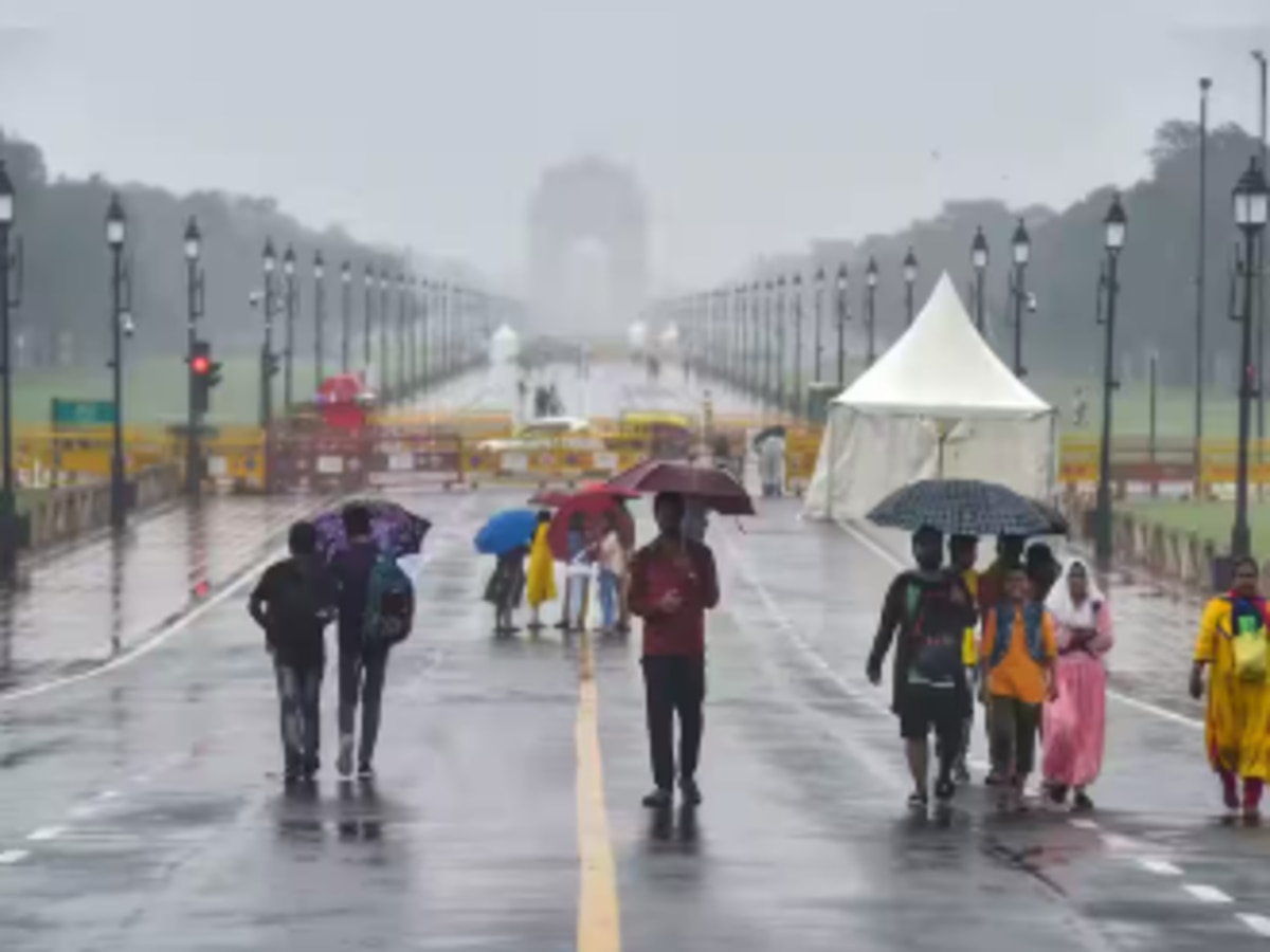 Delhi Weather: एक बार फिर बढ़ गया तापमान, अगले हफ्ते भी काफी कम बारिश होने का अनुमान 