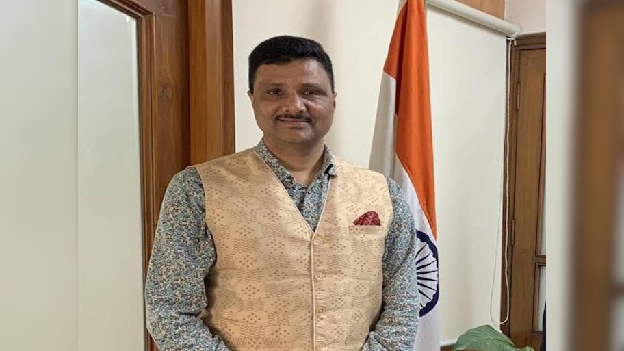 ରଥ ଉପରେ ମୋବାଇଲ ନିଷେଧ, ବିଶୃଙ୍ଖଳା ଆଚରଣ କଲେ କଡ଼ା କାର୍ଯ୍ୟାନୁଷ୍ଠାନ ନିଆଯିବ: ଶ୍ରୀମନ୍ଦିର ମୁଖ୍ୟ ପ୍ରଶାସକ