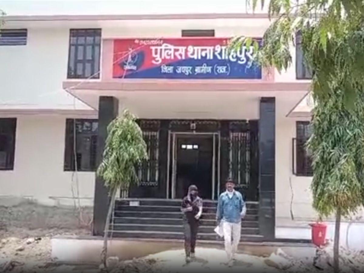 Jaipur News: सप्लीमेंट्री आने पर कॉलेज छात्रा ने काटी हाथ की नस, कॉलेज प्रशासन पर लगाया प्रताड़ित करने का आरोप