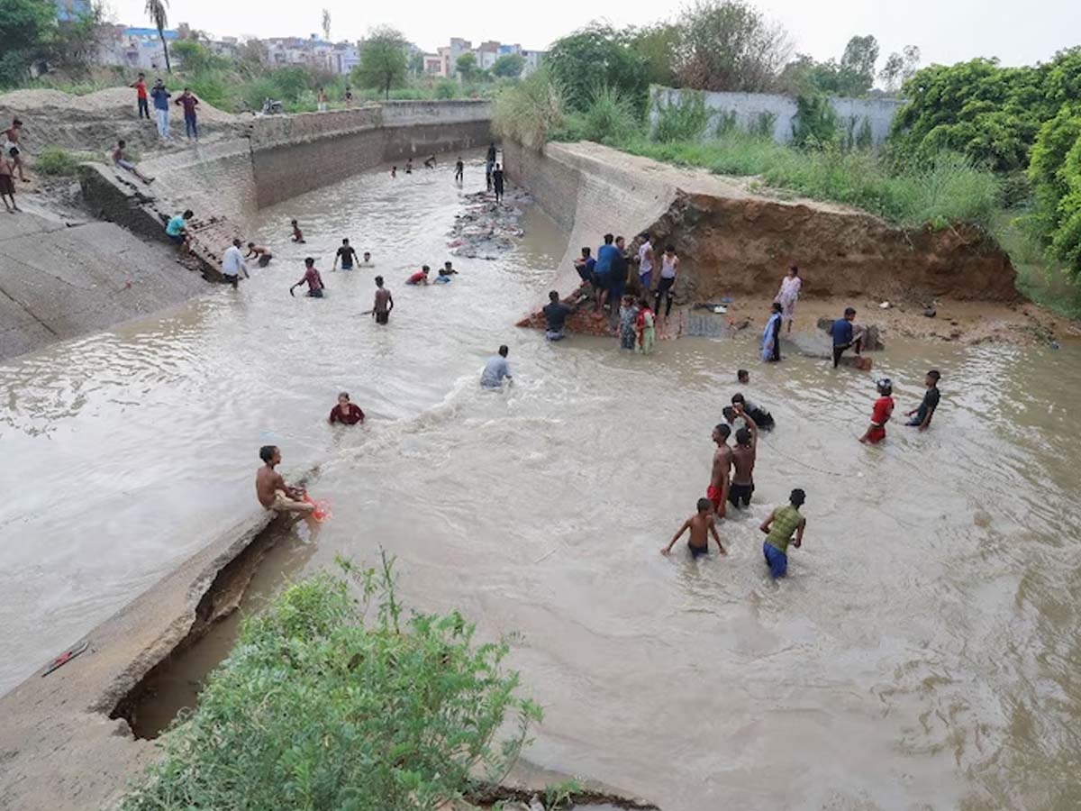 Delhi Munak Canal: मुनक नहर की मरम्मत का काम हुआ पूरा, जानें दिल्ली में पानी की सप्लाई कब से होगी नॉर्मल?