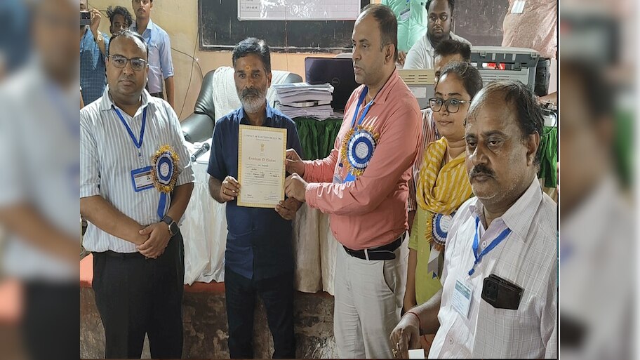 Rupauli By Elction Polling: JDU, राजद को तगड़ा झटका, निर्दलीय उम्मीदवार शंकर सिंह की जीत 