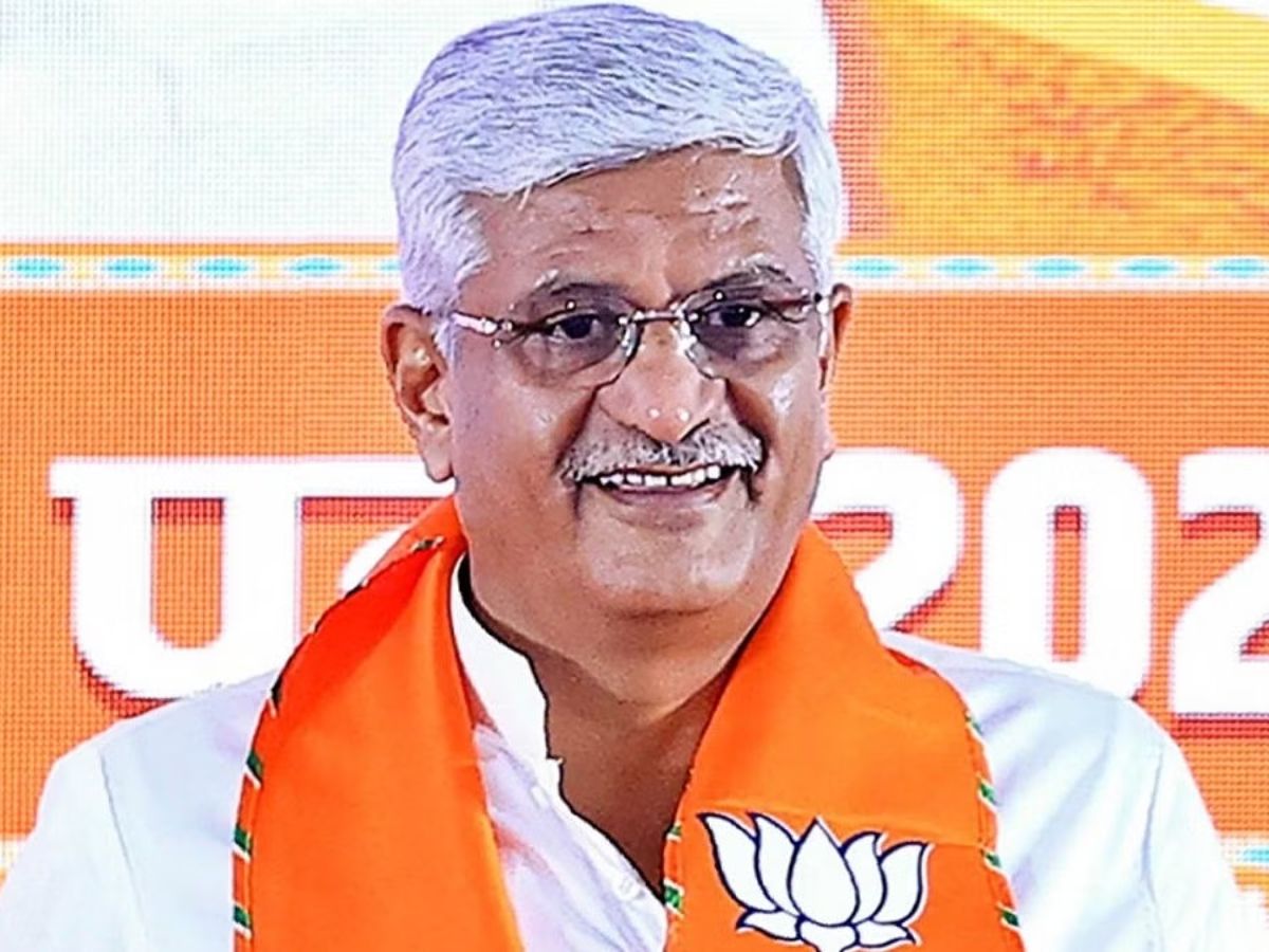 Rajasthan Politics: गजेंद्र सिंह शेखावत ने कांग्रेस पर बोला हमला,कहा- पार्टी झूठ बोलने का काम कर रही है.. Rajasthan Politics: गजेंद्र सिंह शेखावत ने कांग्रेस पर बोला हमला,कहा- पार्टी झूठ बोलने का काम कर रही है..