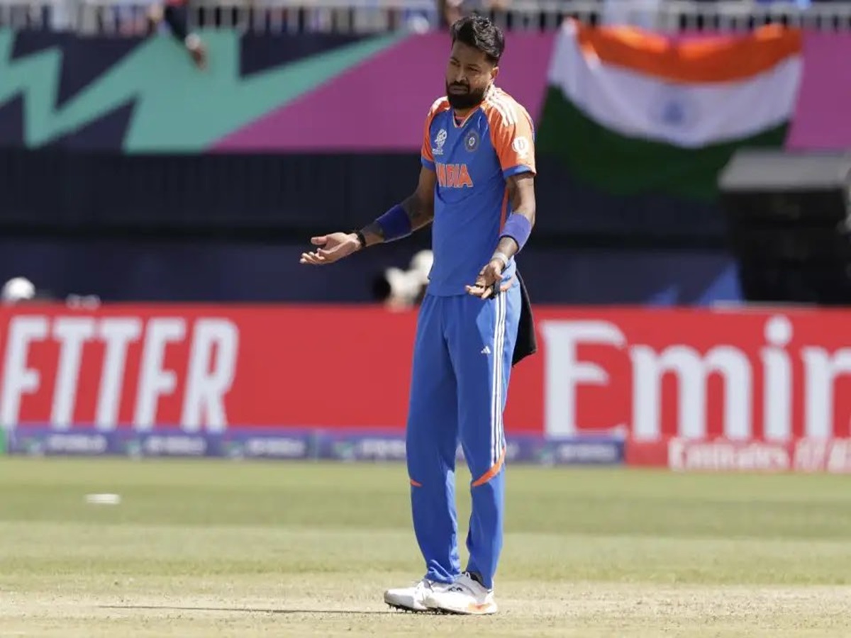 Team India T20 captain: ହାର୍ଦ୍ଦିକ ପାଣ୍ଡ୍ୟା ପାଇଲେ ଟିମ୍ ଇଣ୍ଡିଆର କମାଣ୍ଡ, ରେସରୁ ବାଦ ପଡିଲେ ଏହି ଦୁଇ ଖେଳାଳି! Team India T20 captain: ହାର୍ଦ୍ଦିକ ପାଣ୍ଡ୍ୟା ପାଇଲେ ଟିମ୍ ଇଣ୍ଡିଆର କମାଣ୍ଡ, ରେସରୁ ବାଦ ପଡିଲେ ଏହି ଦୁଇ ଖେଳାଳି!