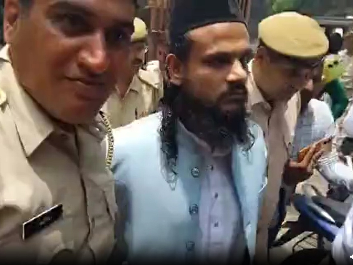 Ajmer News: 'सिर तन से जुदा' नारा लगाने वाले अजमेर दरगाह के खादिम को कोर्ट ने किया बरी, जानें मामला Ajmer News: 'सिर तन से जुदा' नारा लगाने वाले अजमेर दरगाह के खादिम को कोर्ट ने किया बरी, जानें मामला