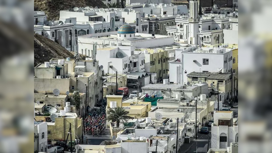 Oman Mosque Attack: ओमान में मस्जिद पर हमला; 9 लोगों की मौत 