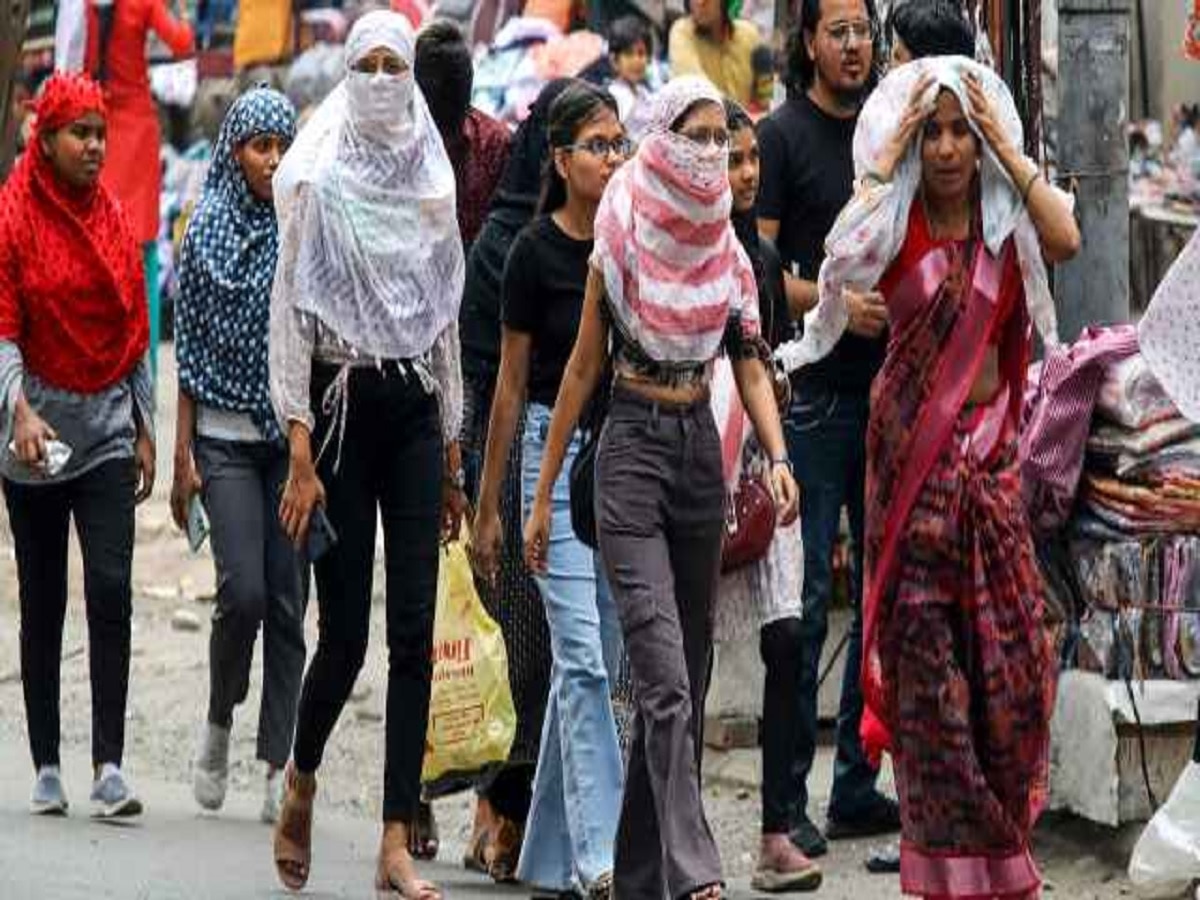 Monsoon in Bihar : बिहार के इन जिलों में मॉनसून की धीमी हुई रफ्तार, उमस भरी गर्मी से लोगों का बुरा हाल  