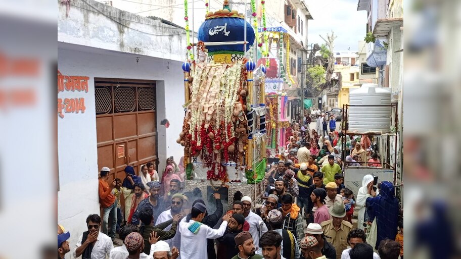 Bihar News: मुंगेर जिले में ताजिया जुलूस के दौरान दो गुटों में झड़प, 4 लोग हुए जख्मी