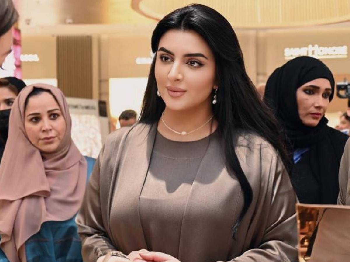 UAE की राजकुमारी ने अपने शौहर को क्यों दिया तीन तलाक, वजह जानकर हो जाएंगे हैरान UAE की राजकुमारी ने अपने शौहर को क्यों दिया तीन तलाक, वजह जानकर हो जाएंगे हैरान