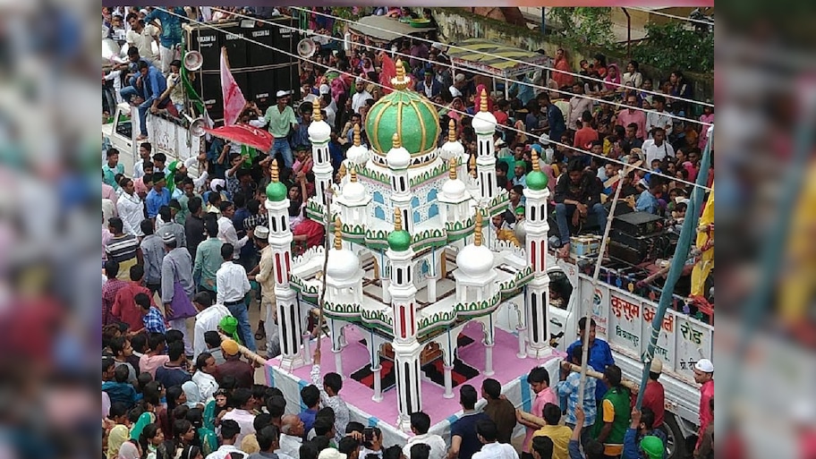 बिहार के अररिया जिले में मुहर्रम जुलूस में बड़ा हादसा, करंट लगने से 15 से ज्यादा जख्मी