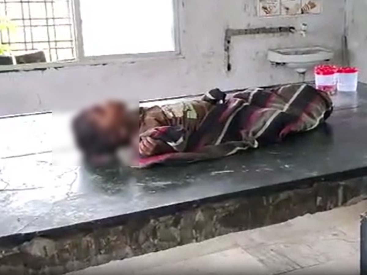 4 साल के बच्चे ने मांगा खाना; बाप ने दे दी मौत, अब कभी नहीं लगेगी भूख 4 साल के बच्चे ने मांगा खाना; बाप ने दे दी मौत, अब कभी नहीं लगेगी भूख