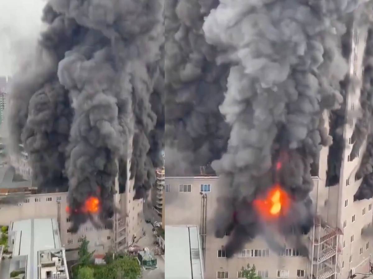 China Shopping Mall Fire: चीन के दक्षिण-पश्चिमी चीनी शहर जिगोंग में लगी भीषण आग, 16 की मौत China Shopping Mall Fire: चीन के दक्षिण-पश्चिमी चीनी शहर जिगोंग में लगी भीषण आग, 16 की मौत