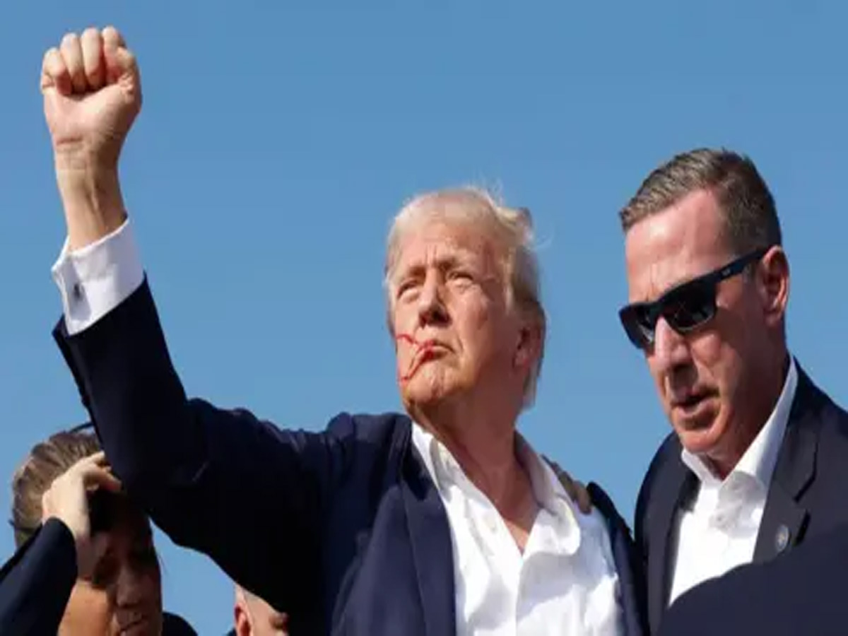 Donald Trump after attack: हमले के बाद डोनाल्ड ट्रंप का बयान, सिर न हिलाया होता... Donald Trump after attack: हमले के बाद डोनाल्ड ट्रंप का बयान, सिर न हिलाया होता...