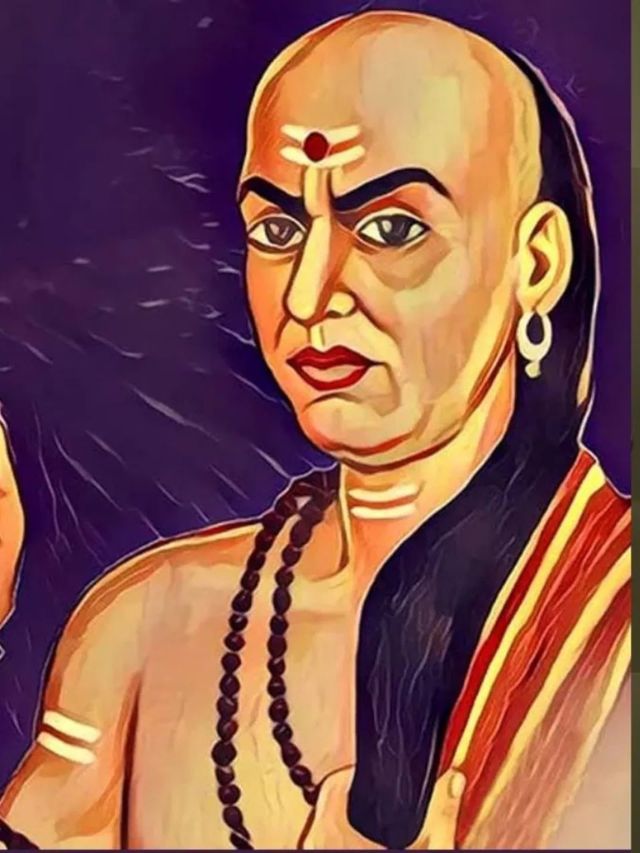 Chanakya Niti: इन 3 जगहों पर दिल खोलकर करें खर्च, कभी नहीं होगी पैसों की कमी