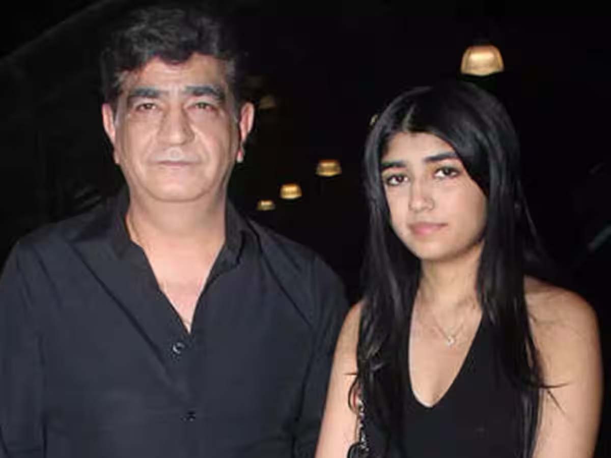 कृष्ण कुमार की बेटी तिशा कुमारी 21 साल की उम्र में दुनियां से हो गईं रुखसत कृष्ण कुमार की बेटी तिशा कुमारी 21 साल की उम्र में दुनियां से हो गईं रुखसत