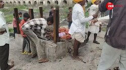 गावंवालों का टोटका..इंद्रदेवता को इम्प्रेस करने के लिए जिंदा युवक की निकाल दी अर्थी