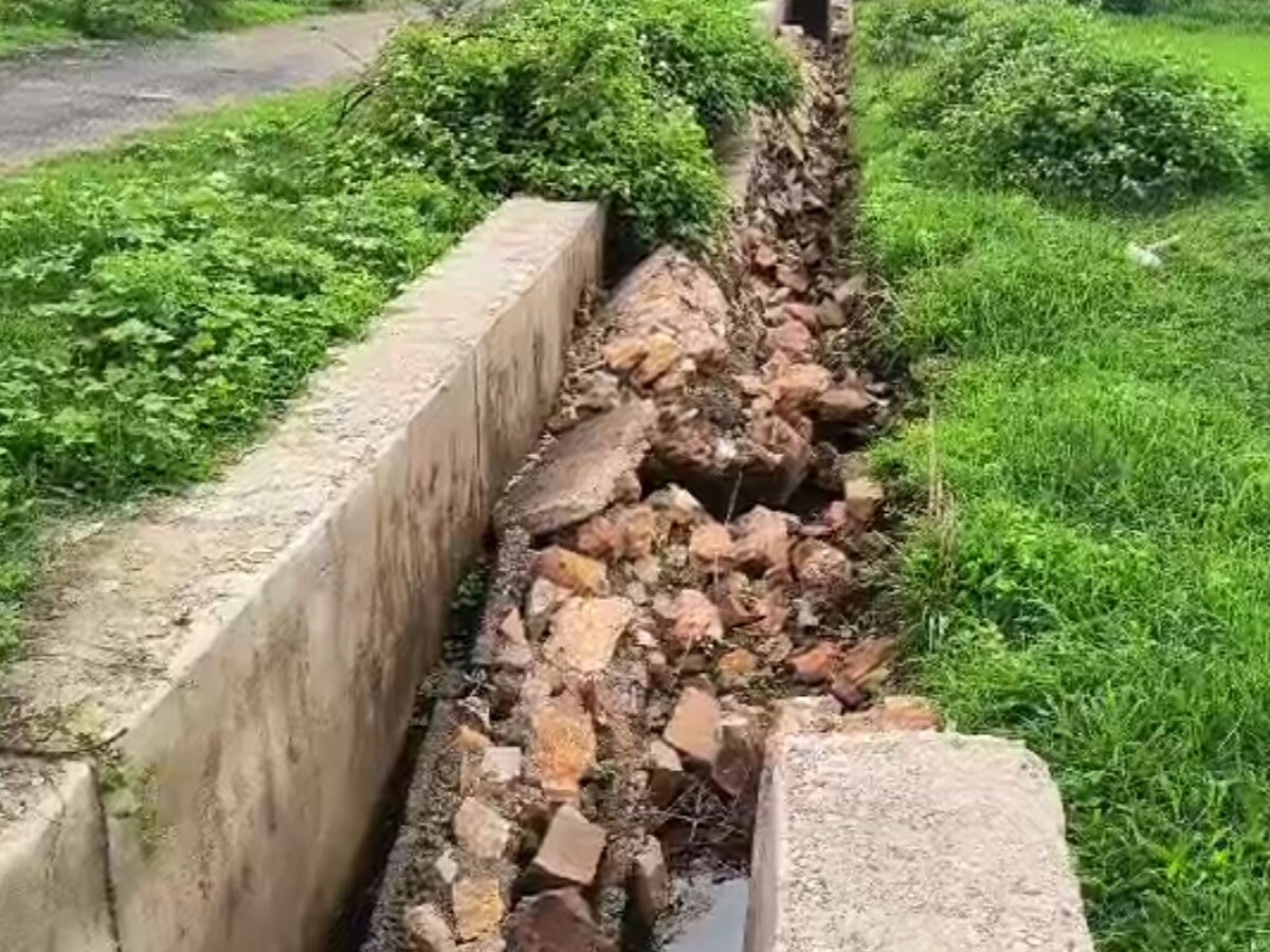 Dungarpur News: वात्रक बांध की नहरों की 5 माह पहले लाखों खर्च कर हुई मरम्मत, पहली ही बारिश में टूटी