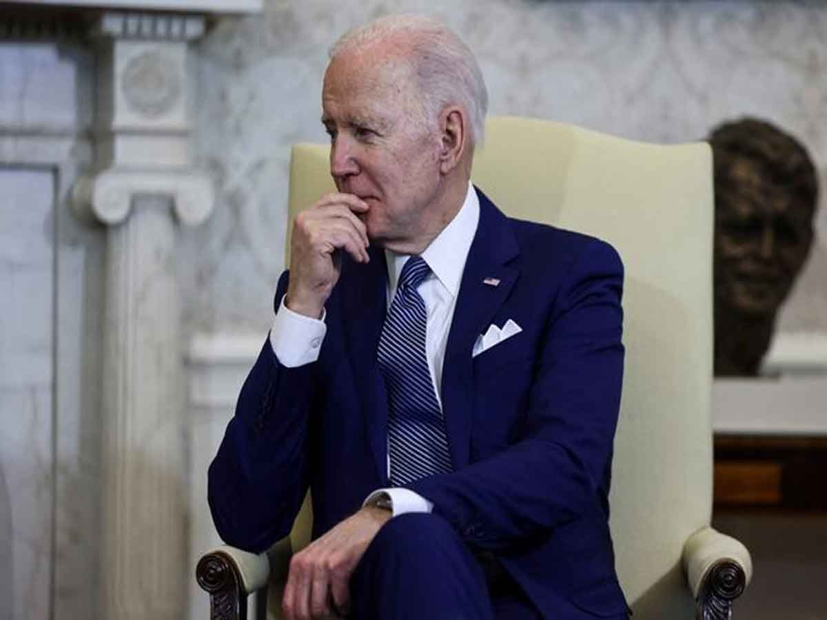 Joe Biden: शनिवार तक चुनाव लड़ने पर अड़े थे, फिर रविवार को बाइडेन ने बदला अपना मन, 24 घंटे में ऐसा क्या हुआ?