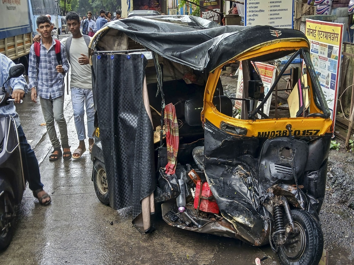 Mumbai: मुंबई में एक और ‘हिट एंड रन’.. तेज रफ्तार ऑडी कार ने दो ऑटोरिक्शा को कुचला