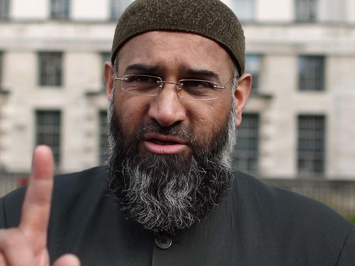 कट्टरपंथी इस्लामी उपदेशक अंजेम चौधरी कट्टरपंथी इस्लामी उपदेशक अंजेम चौधरी