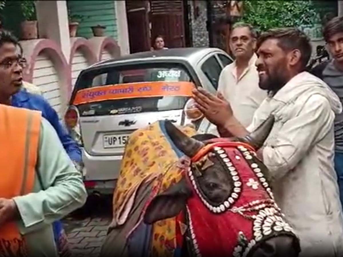 UP News: हिंदुओं ने मुस्लिम जोगी को पकड़ा; अब पुलिस कर रही कार्रवाई UP News: हिंदुओं ने मुस्लिम जोगी को पकड़ा; अब पुलिस कर रही कार्रवाई
