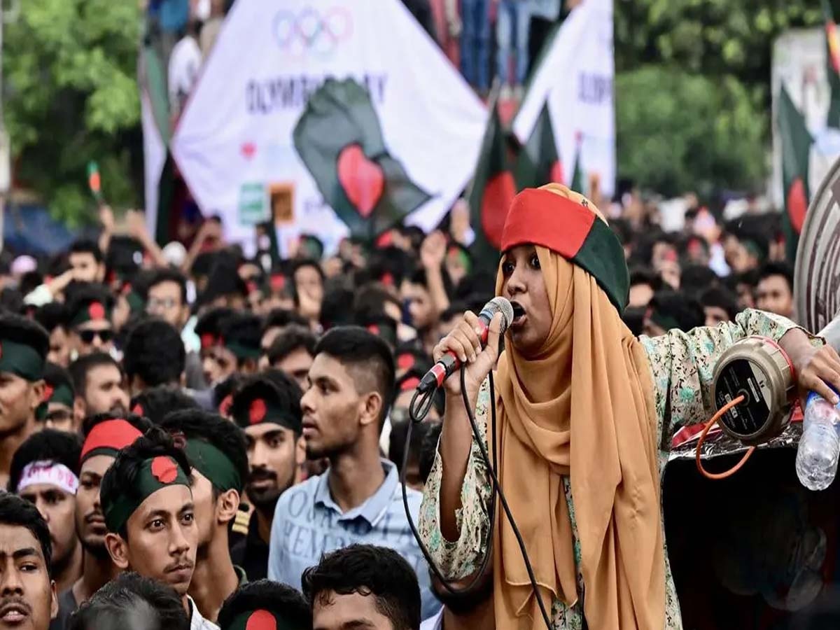 Bangladesh Protest: बांग्लादेश में क्या तूफान से पहले की शांति है आरक्षण विरोधी आंदोलन का थमना? हो गया जंग का ऐलान