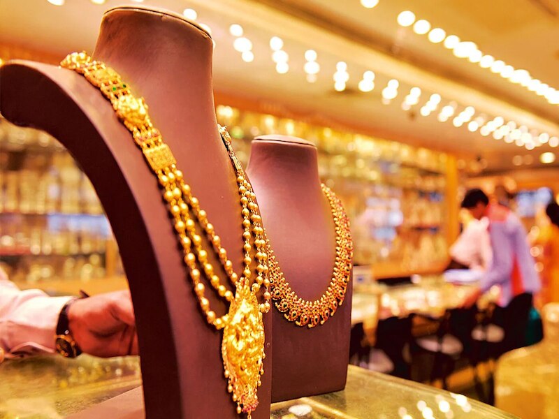 अवैध लेनदेन पर लगाम