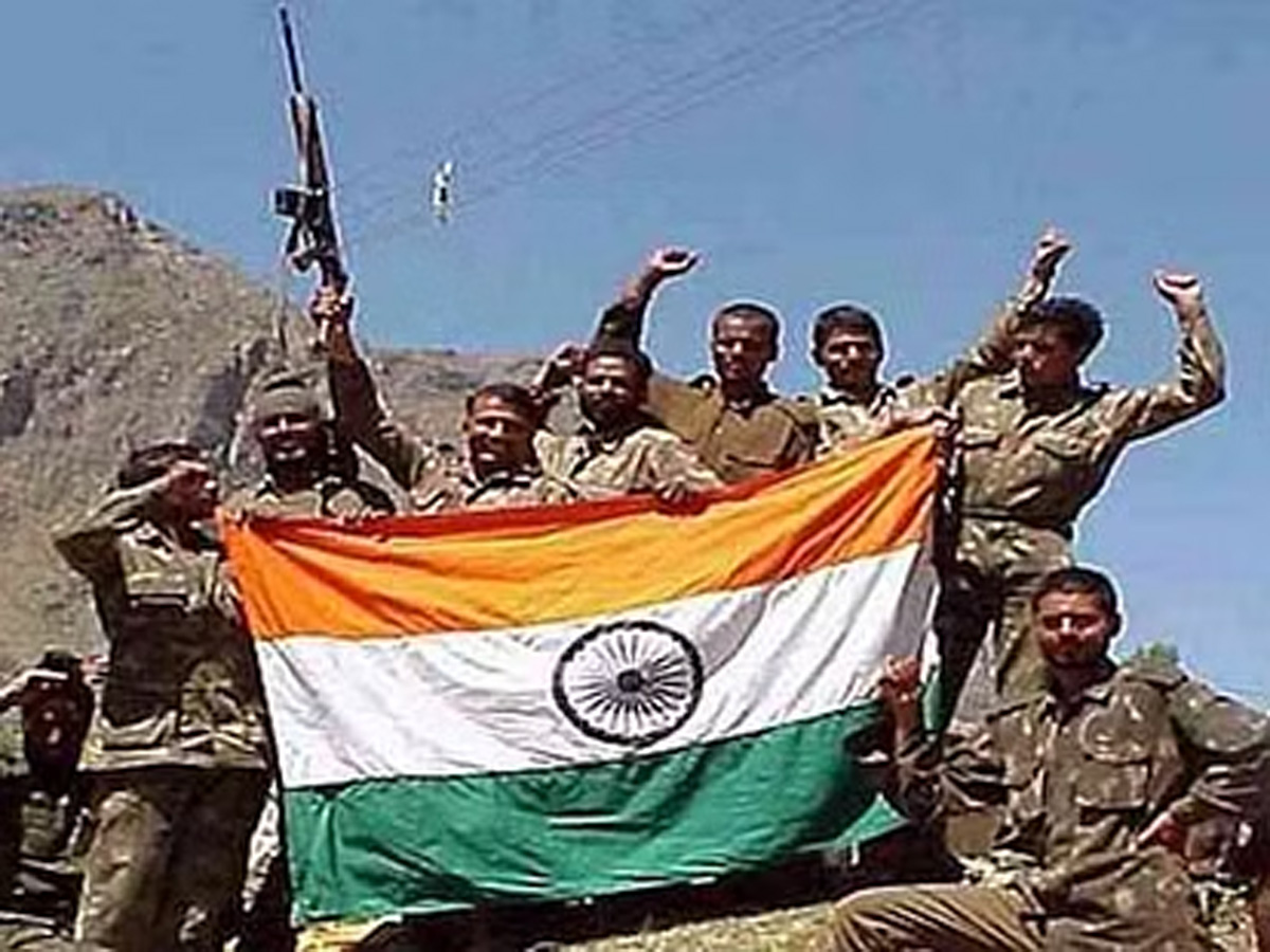 Kargil Vijay Diwas: कब है कारगिल दिवस, जानें क्यों मनाया जाता है और क्या है महत्व? Kargil Vijay Diwas: कब है कारगिल दिवस, जानें क्यों मनाया जाता है और क्या है महत्व?