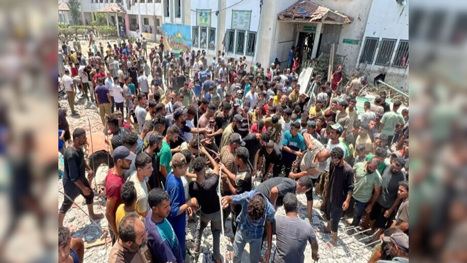 Gaza War Update: इसराइली फौज ने स्कूल पर बरसाया बम, 30 लोगों की मौत, 100 से ज्यादा जख्मी
