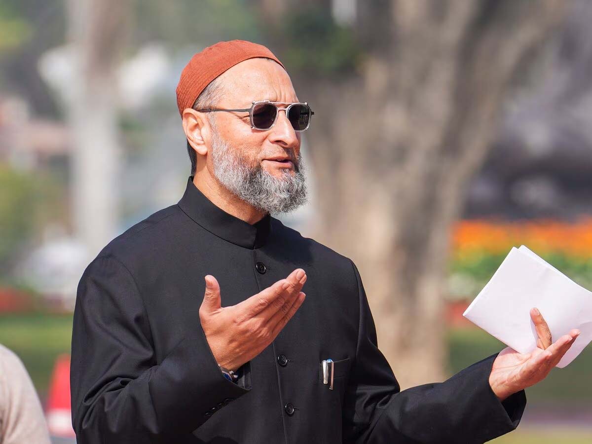 कांवड़ यात्रा पर ओवैसी का बयान; बोले- हिटलर के शासन में होता था यहूदियों बहिष्कार कांवड़ यात्रा पर ओवैसी का बयान; बोले- हिटलर के शासन में होता था यहूदियों बहिष्कार