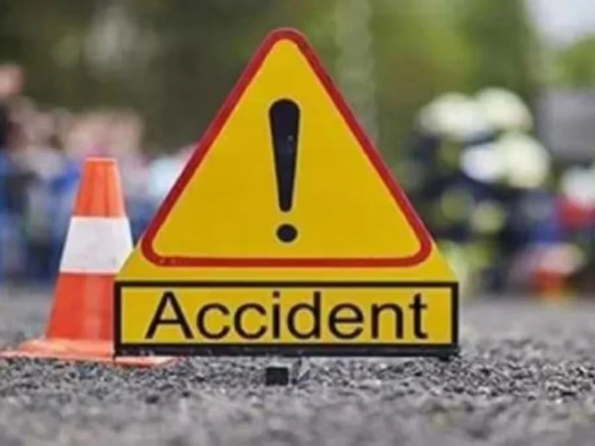 Mirzapur road Accident