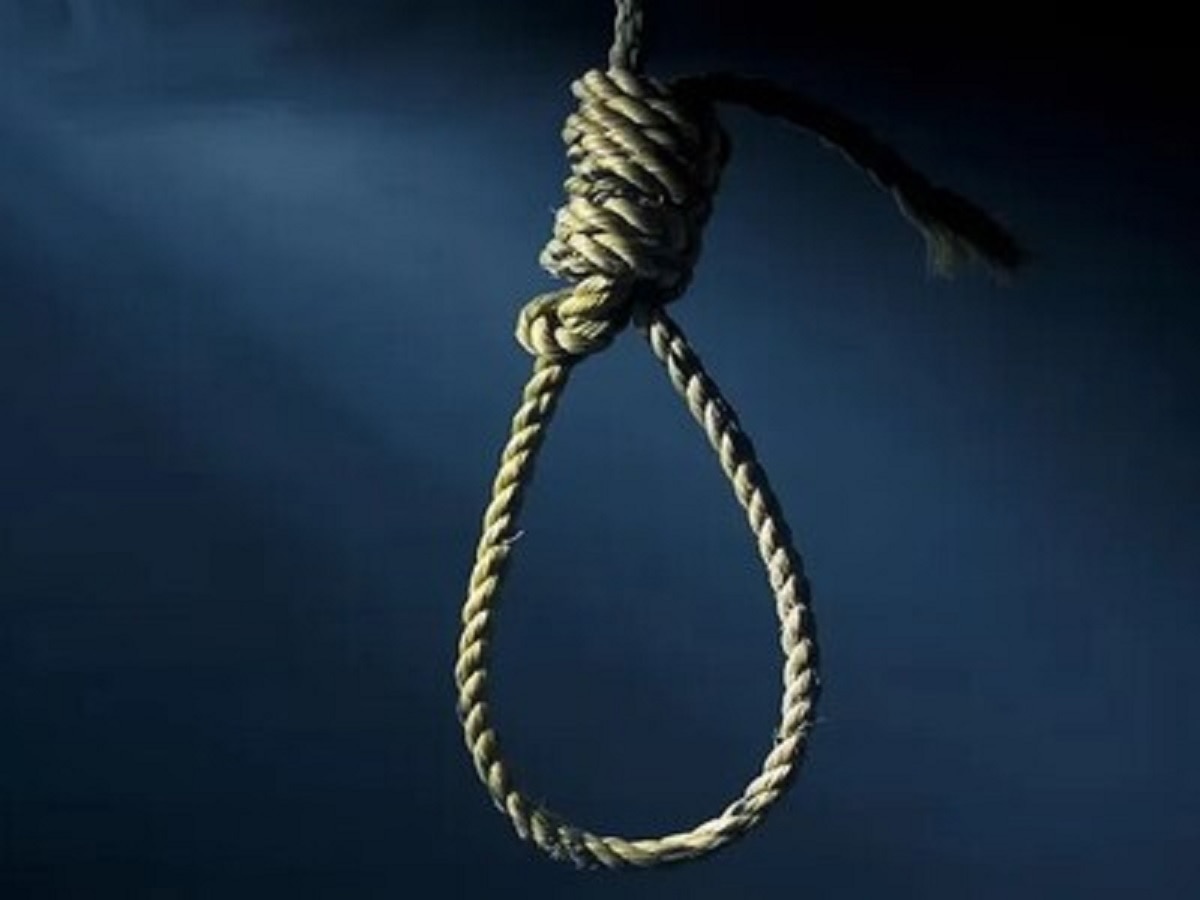 Suicide in Gaya : मेडिकल की छात्रा ने कॉलेज के पंखे से लटकर की आत्महत्या, जांच में जुटी पुलिस