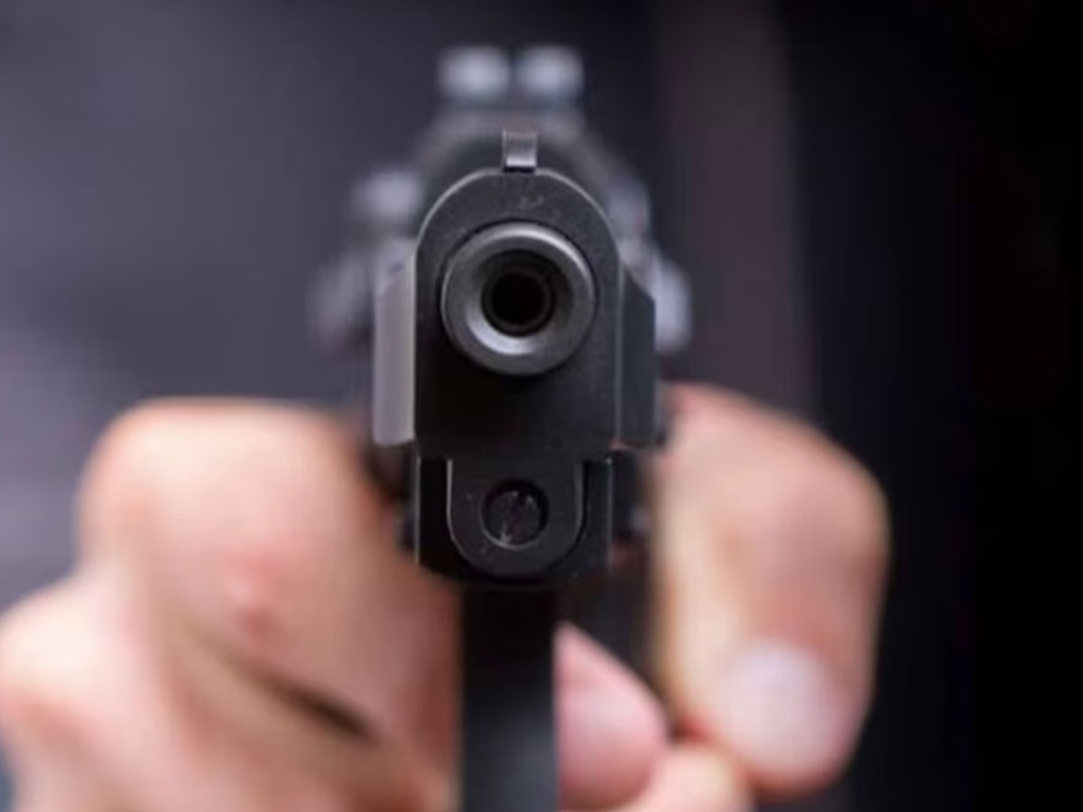 पाकिस्तान में बढ़ रहा हैं अहमदिया मुसलमानों के खिलाफ जुल्म, डॉक्टर की गोली मारकर हत्या पाकिस्तान में बढ़ रहा हैं अहमदिया मुसलमानों के खिलाफ जुल्म, डॉक्टर की गोली मारकर हत्या