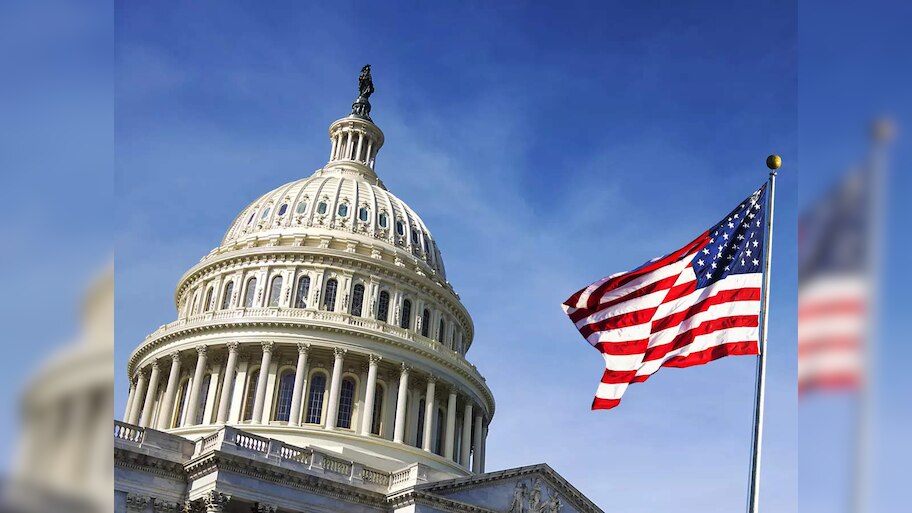 US Deport Indian: यूएस ने 48 भारतीय छात्रों को किया डिपोर्ट; नहीं दिया कोई स्पष्टिकरण
