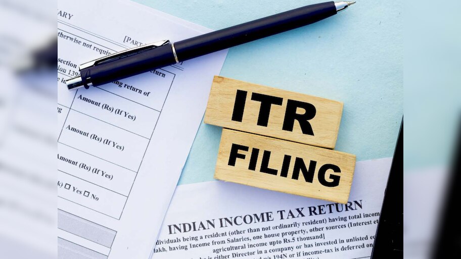 ITR Filing Deadline: क्या बढ़ेगी आईटीआर फाइल करने की डेडलाइन? लोगों को आ रही समस्या