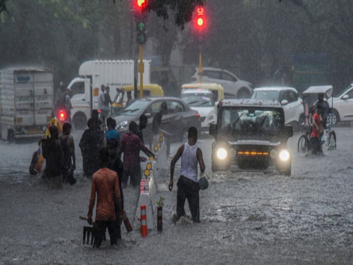 Delhi-NCR Weather: मौसम विभाग ने जारी किया अलर्ट, 6 दिनों तक होगी भीषण बारिश