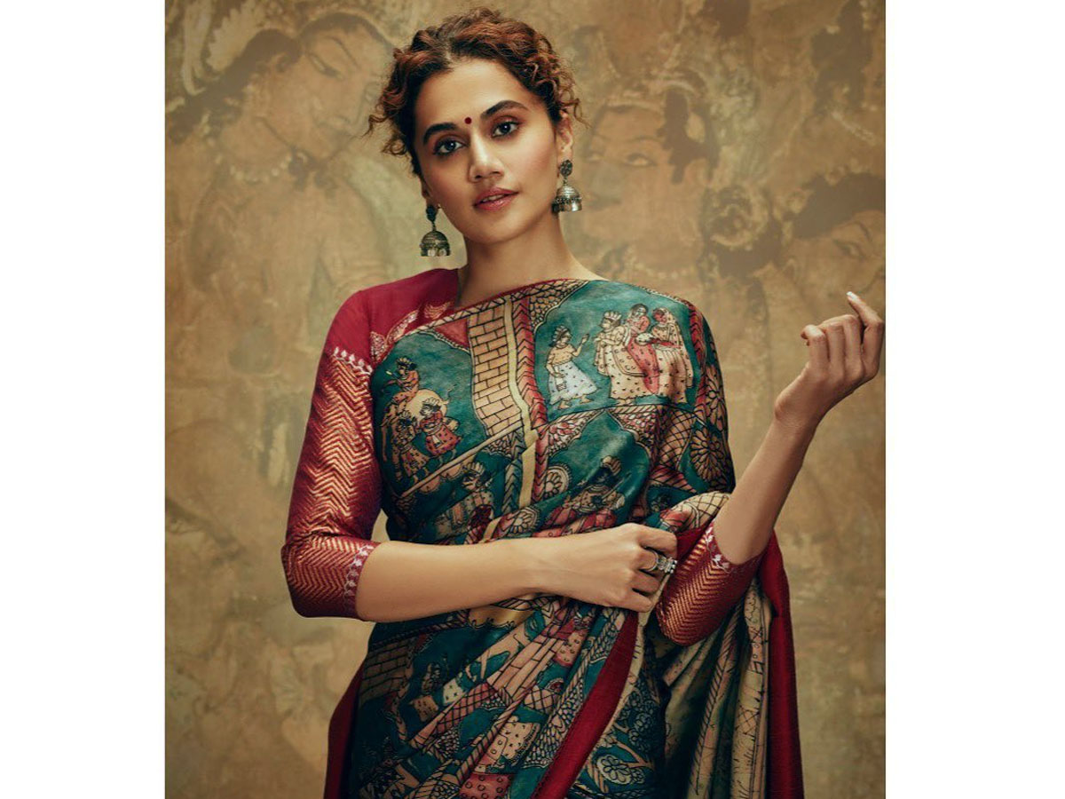 इव-टीजिंग का सामना