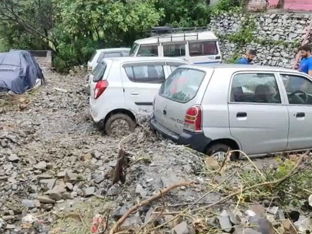 Himachal Pradesh Cloudburst: ਹਿਮਾਚਲ ਪ੍ਰਦੇਸ਼ ਦੇ ਚੰਬਾ 'ਚ ਬੱਦਲ ਫਟਣ ਨਾਲ 50 ਤੋਂ 60 ਲੱਖ ਰੁਪਏ ਦਾ ਨੁਕਸਾਨ ਹੋਣ ਦਾ ਅਨੁਮਾਨ