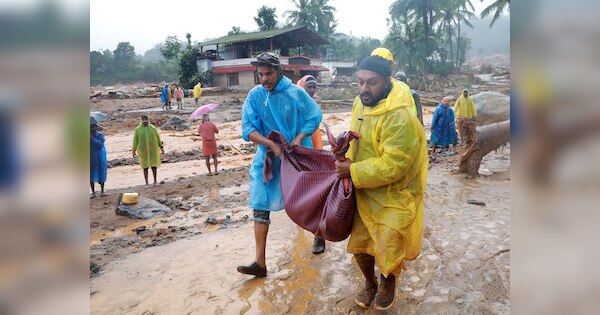 Wayanad Landslide: लैंडस्लाइड के 4 दिन बाद जिंदा निकाले गए 4 लोग, अब तक 300 से अधिक मौतें हुईं