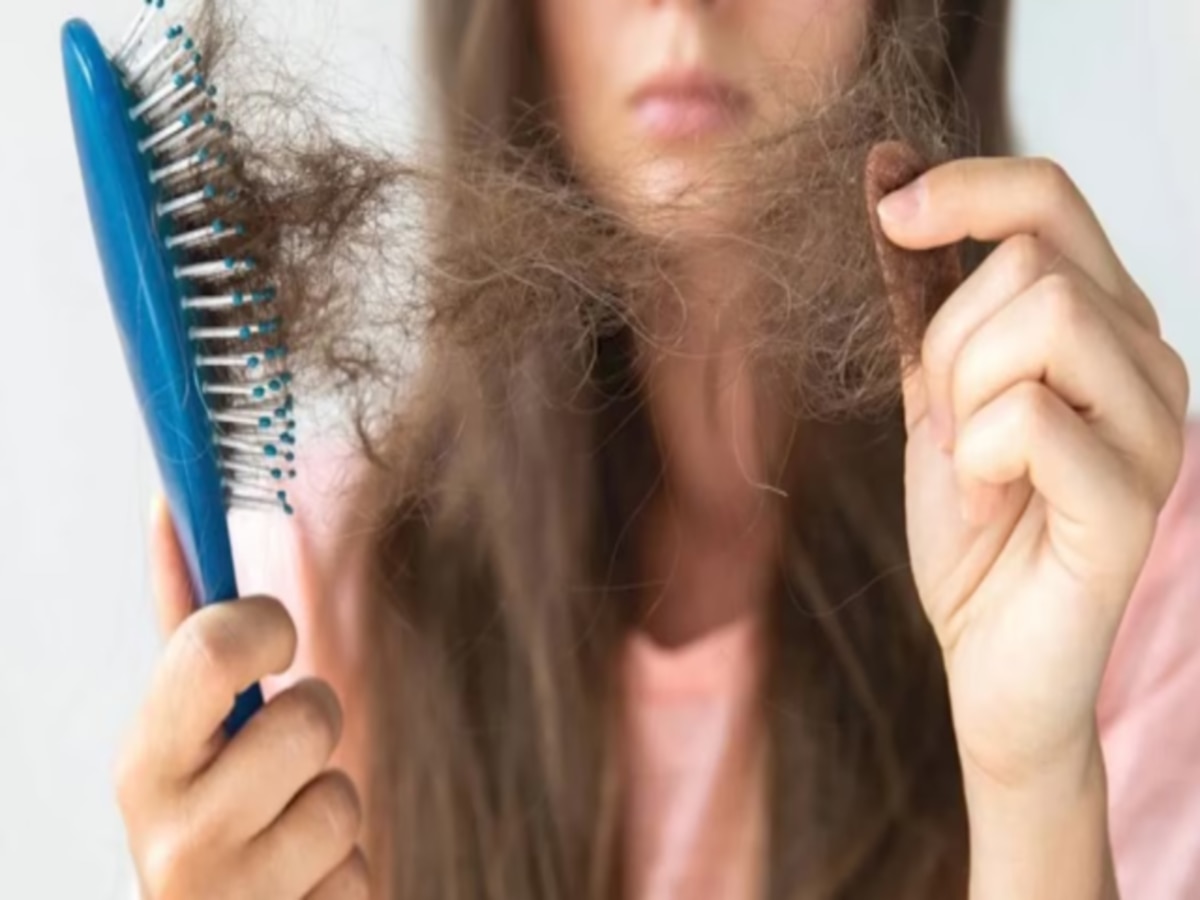 Hair Problem: हेयर फॉल से है परेशान तो आपके बालों को मजबूत बना देगा मेथी का दाना 