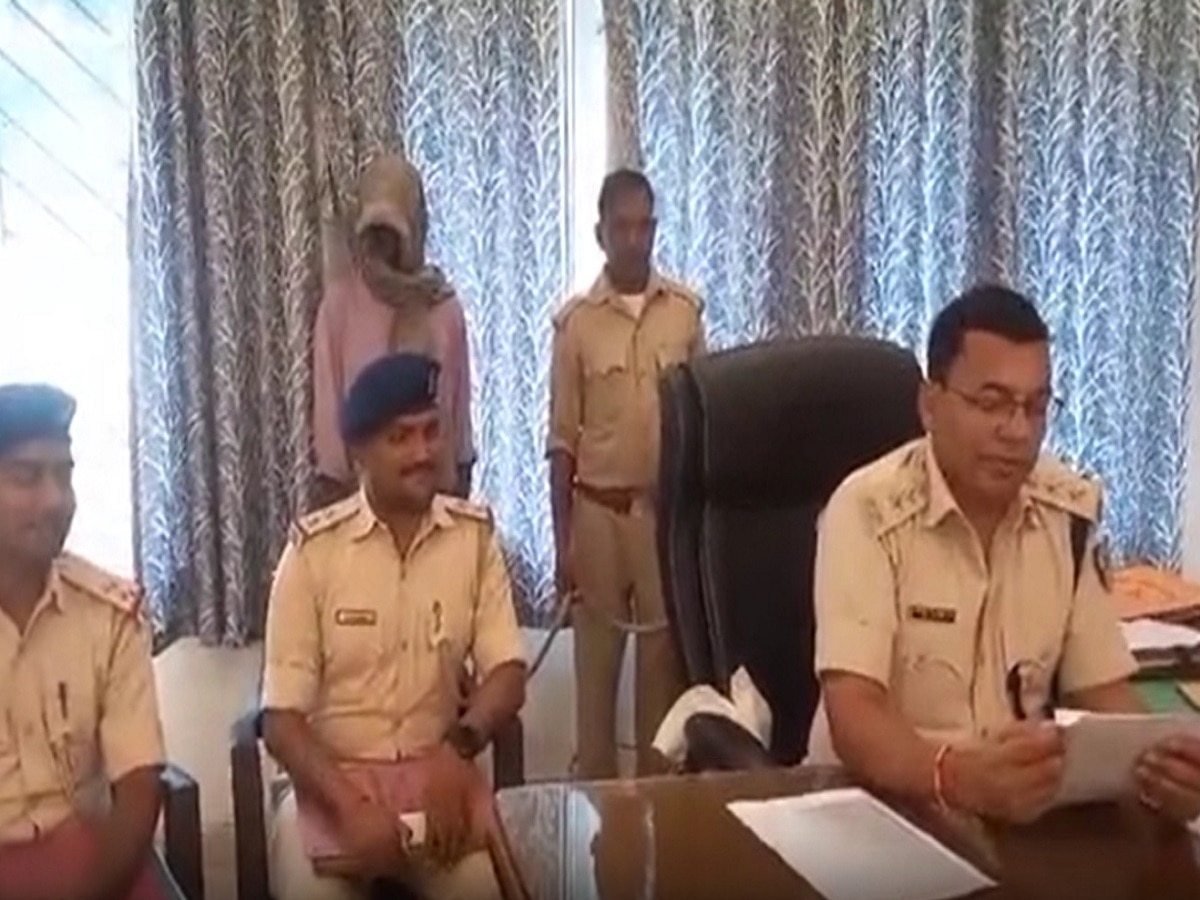 हत्या मामले में गुमला पुलिस ने आरोपी को पकड़ा