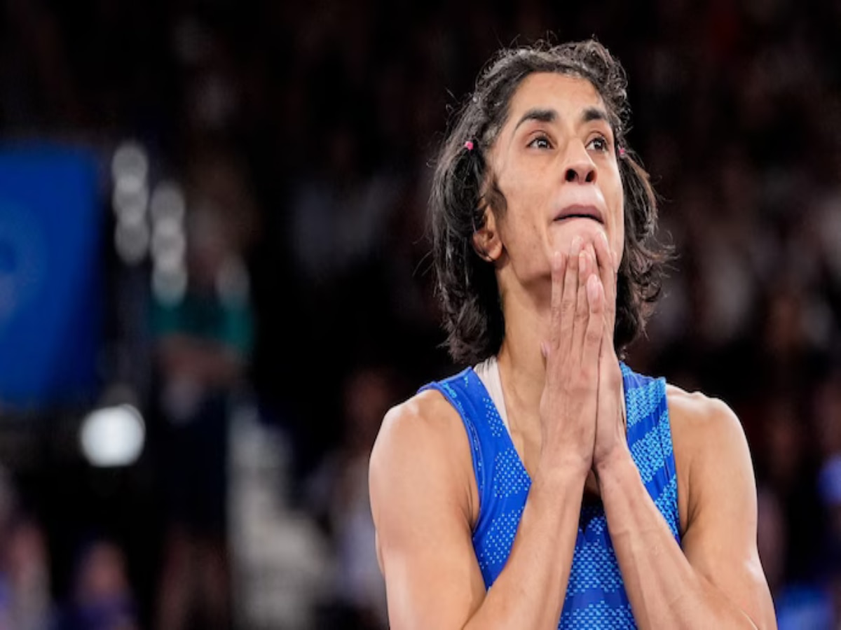 Vinesh Phogat Disqualified: 100 ग्राम वजन विनेश का बन गया दुश्मन, फाइनल मुकाबले से हुईं बाहर