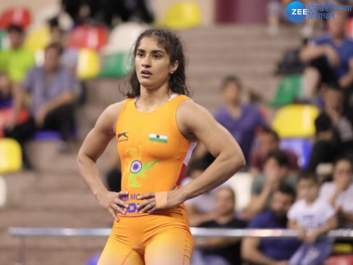 Vinesh Phogat Disqualified: ਵਿਨੇਸ਼ ਫੋਗਾਟ ਪੈਰਿਸ ਓਲੰਪਿਕ 'ਚ ਅਯੋਗ ਕਰਾਰ, ਖੁੰਝ ਗਿਆ ਗੋਲਡ ਮੈਡਲ