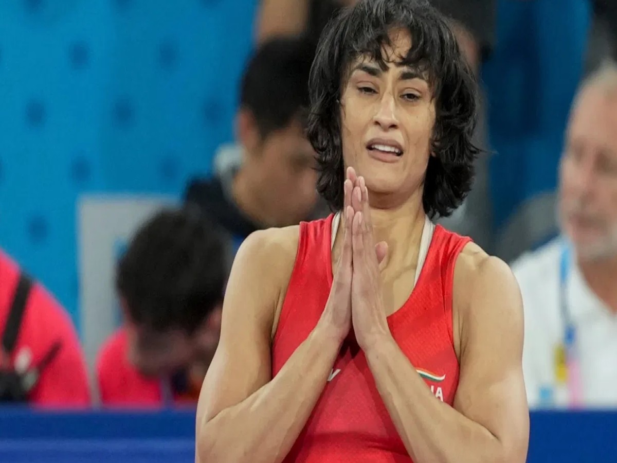 Vinesh Phogat News: विनेश फोगाट ने कुश्ती से सन्यास लेते हुए लिखा मां मैं...