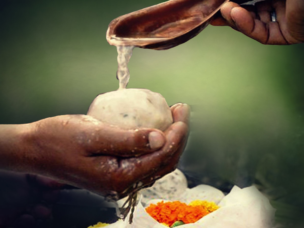 जीते जी करना पड़ता है पिंडदान