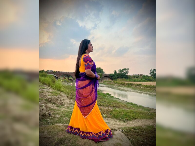 कौन है ये भोजपुरी एक्ट्रेस? 